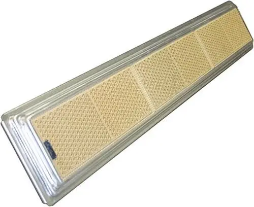 BOSCH Brennerplatte in rechteckiger Form mit perforierter Front und Metallrahmen, geeignet für den Einsatz in Heizsystemen.